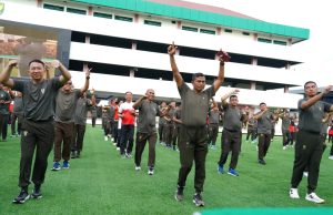 Perkuat Soliditas, Pangdam II/Sriwijaya Olahraga Bersama Prajurit dan PNS Makodam II/Swj