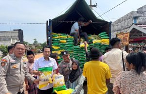8 Ton Beras Bulog Ludes Terjual di Gerakan Pangan Murah Polsek Tungkal Ilir