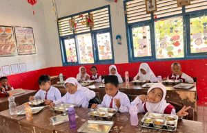 Breaking news, Makan Bergizi Gratis Perdana di Muara Sugihan