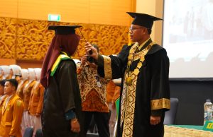 Kapoksahil Wakili Pangdam ll/SWJ Hadiri Wisuda Lulusan D-III Keperawatan STIKES Hesti Wira Sriwijaya Angkatan XXXI