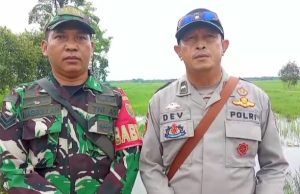 Bersama Forkopimcam Babinsa Air Salek Cek Lokasi Banjir di Margo Sari