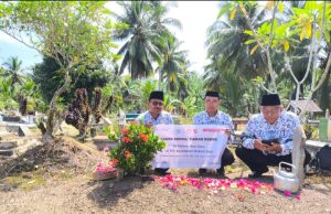 Pengurus PGRI Makarti Jaya Giat Ziarah Dan Tabur Bunga