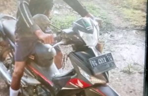 Lupa Kunci Cakram, Motor di Gondol Maling.