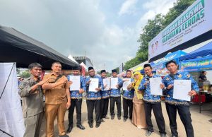 18 Tahun Mengabdi Tanpa Status, Abdurrahman Gozali Akhirnya Dilantik Jadi PPPK Paruh Waktu