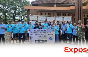 Gelar Aksi Peduli Sesama, FKMK dan IASKU Salurkan Ratusan Paket Bantuan Kepada Korban Banjir Aksi Kepedulian FKMK dan IASKU peduli sesama. (30/1/2026) Foto : An.Sastra - expose.wed.id