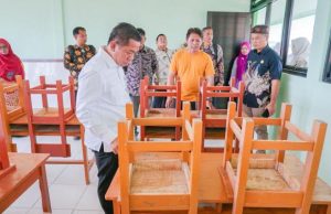 Tinjau Sekolah, Bupati Karawang Tekankan Kualitas dan Keselamatan Bangunan