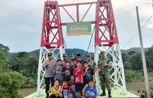 Jembatan Gantung Garuda Desa Pusar mulai Beroperasional