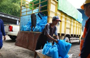 PTBA Persero Bagikan Empat Ribu Seratus Delapan Puluh Peket Sembako