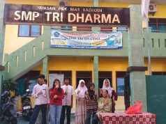 Siswa-Siswi SMP Tri Dharma Isi Ramadhan dengan Bukber dan Aksi Berbagi Takjil di Lingkungan Sekolah