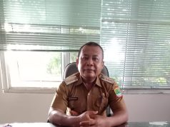 Reklame Bungkus Tiang PLN Picu Risiko, Camat Karawang Timur Ambil Sikap Tegas