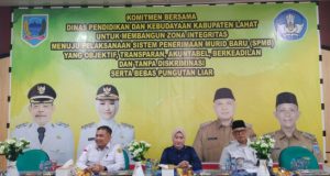 Widia Ningsih Tandatangani Komitmen SPMB 2026