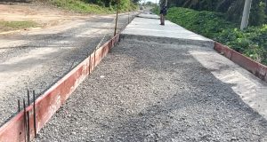 Dinilai Tak Sesuai, Pembangunan Jalan Disoal Masyarakat Simpang Raja