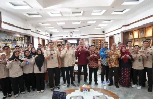 Walikota Adakan Pertemuan Penguatan Program Makan Bergizi Gratis Bersama Korwil BGN,Korcam dan Seluruh Kepala SPPG Se- Sukabumi