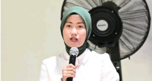 Widia Ningsih Apresiasi Posyandu Berprestasi