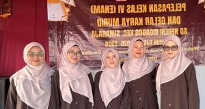 Suka Duka Guru SDN Cigadog di Momen Pelepasan Siswa Didiknya