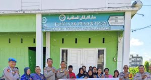 Menyambut HUT Bhayangkara ke-80, Polsek Pontianak Timur Salurkan Bantuan Sosial ke Ponpes Darul Furqon As Salafiyah