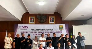 Ka-Diskominfosan Hadiri Pelantikan dan Ucapkan Selamat Atas Terpilihnya Eman Sulaeman Menahkodai Serikat Media Siber Indonesia (SMSI) Sukabumi Raya Periode 2015-2028