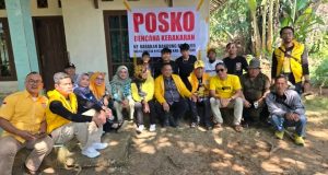 Perduli Sesama, Jajaran Pengurus Bersama Sektretaris DPD Golkar Sukabumi Santuni Korban Kebakaran Rumah di Nyalindung