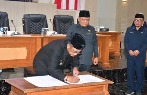 Rapat Paripurna DPRD Sukabumi,Agenda Laporan APBD Tahun Anggaran 2025 Jadi Perda