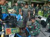 Pangdam XII/Tpr Serahkan Alat Pemadam Modifikasi Sepeda Motor untuk Atasi Karhutla