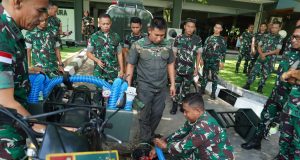 Pangdam XII/Tpr Serahkan Alat Pemadam Modifikasi Sepeda Motor untuk Atasi Karhutla