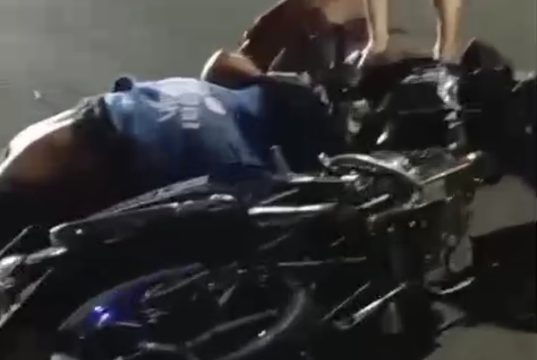 Seorang Pemotor Kritis Usai Diduga Terserempet Mobil