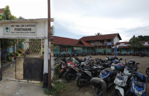Polemik Honor Guru: 19 Tenaga Pengajar di SMK Koperasi Pontianak Mengaku Belum Terima Haknya