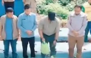 Dukung Penguatan Sektor Pangan Kadis Perkim Sukabumi Sendi Apriadi Dampingi Wabup Tanam Perdana Masyarakat Petani di Desa Sudajaya girang