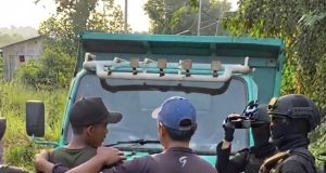 Ratusan Warga Hadang Tim Gabungan Polresta Singkawang, Penertiban Tambang Emas Ilegal Berujung Polisi Mundur