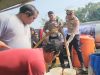 Dampak Kemarau Panjang Warga Kelurahan Cikundul Terima Bantuan Air Bersih Dari Satlantas polres Sukabumi kota