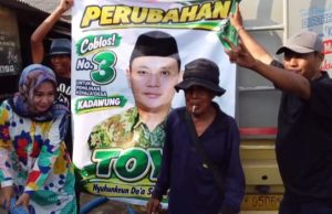 Toyo Nomor Urut 3 Salurkan Dua Mobil Air Bersih untuk Warga Desa Kadawung, Subang
