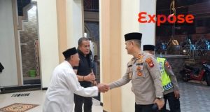 Subuh Keliling di Pontianak Utara, Wakapolresta Ajak Warga Jaga Kamtibmas dan Ingatkan Layanan 110